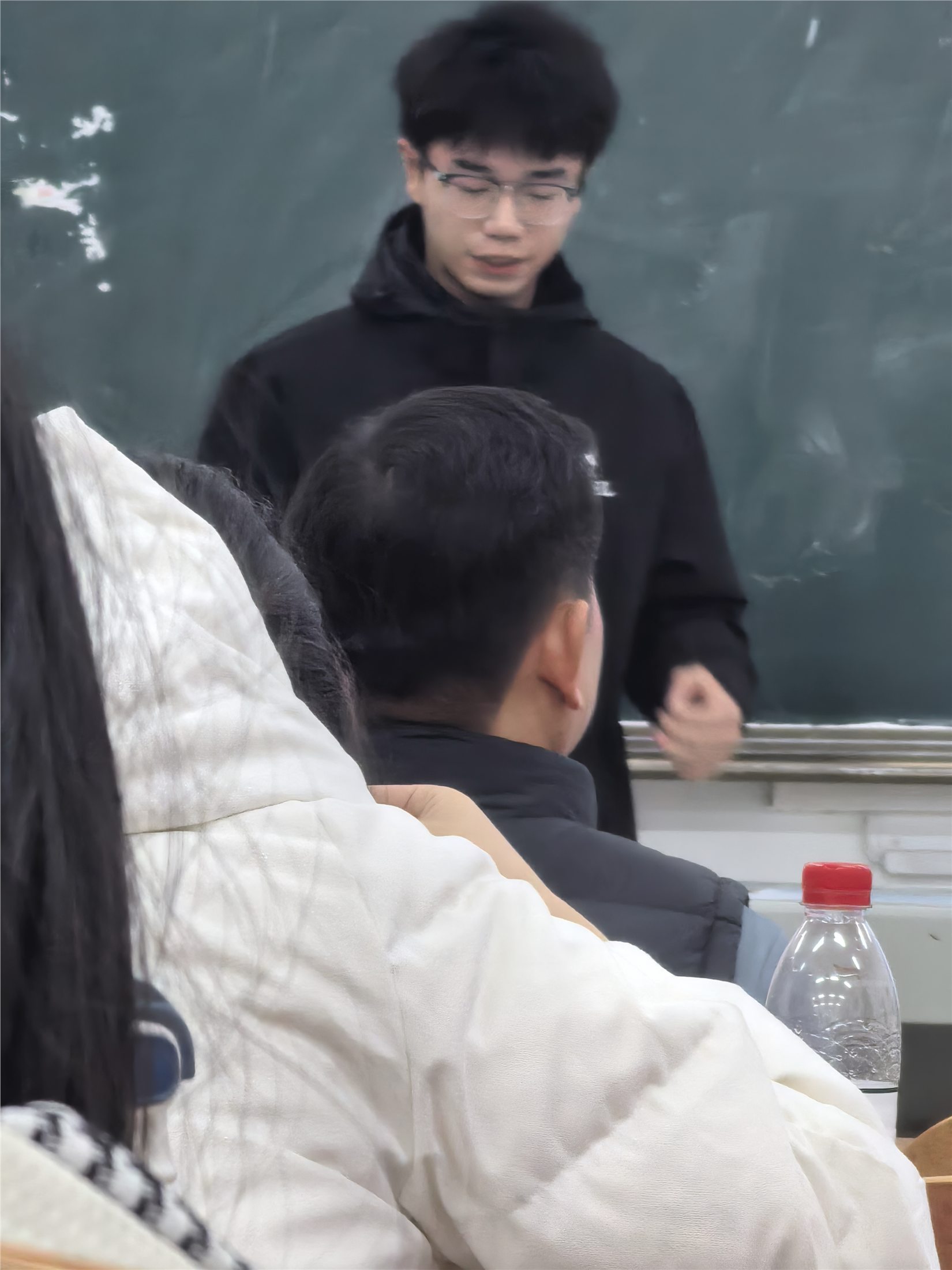 讲解与交流